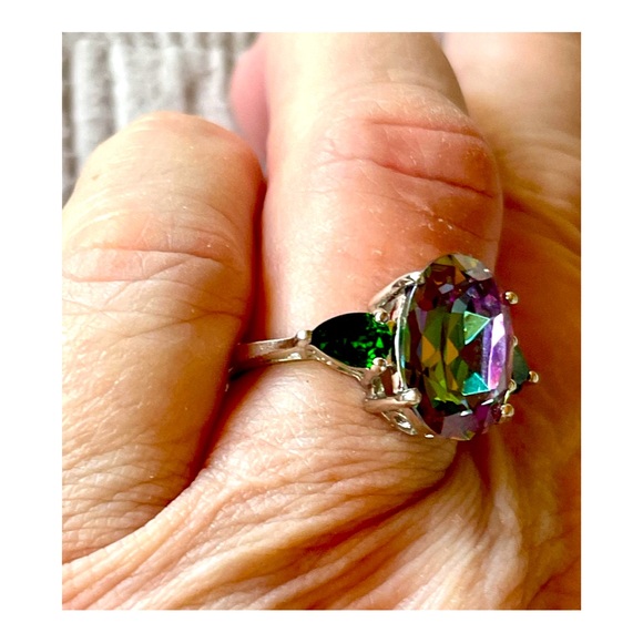 8 ct Mystic Topaz with side 1 ct Diopside stones with glimmer! Size 8. OOAK! - Picture 4 of 15